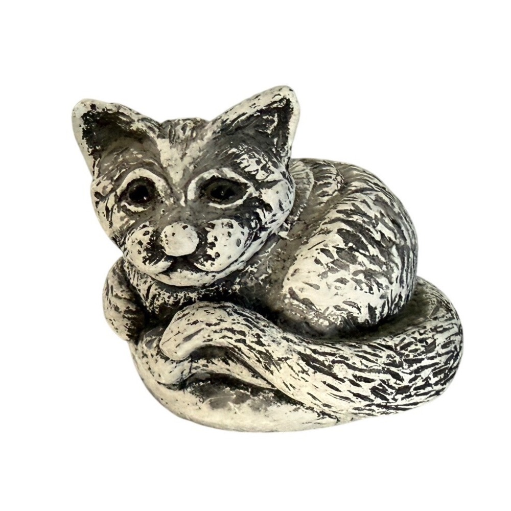 Vintage Bekka Cat Figurine Mt St Helens Ash Handcrafted Seattle USA Mini Kitten